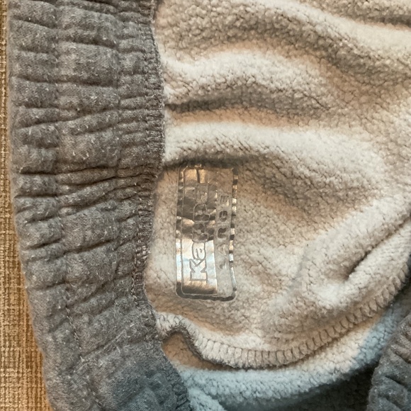 CLOTHING $5 - Picture 4 of 6